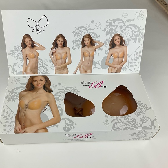 Silicone Bra, Self- adhesive, Strapless, Backless & Invisible - Picture 4 of 5